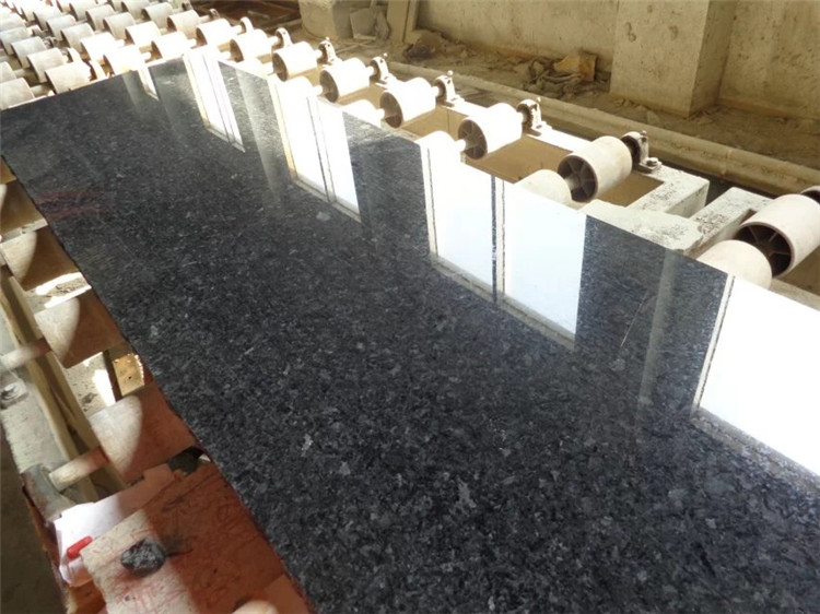 angola black granite 2