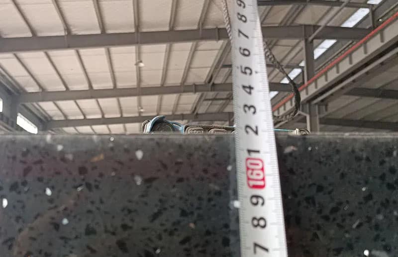 Pure White Quartz Sparkling Black Quartz Slabs Export To Russia 2024 (10)