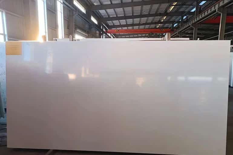 Pure White Quartz Sparkling Black Quartz Slabs Export To Russia 2024 (11)