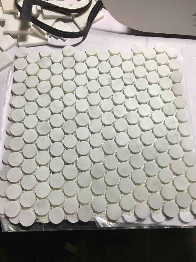 round stone mosaic tiles honed carrara marble mosaic detail 3